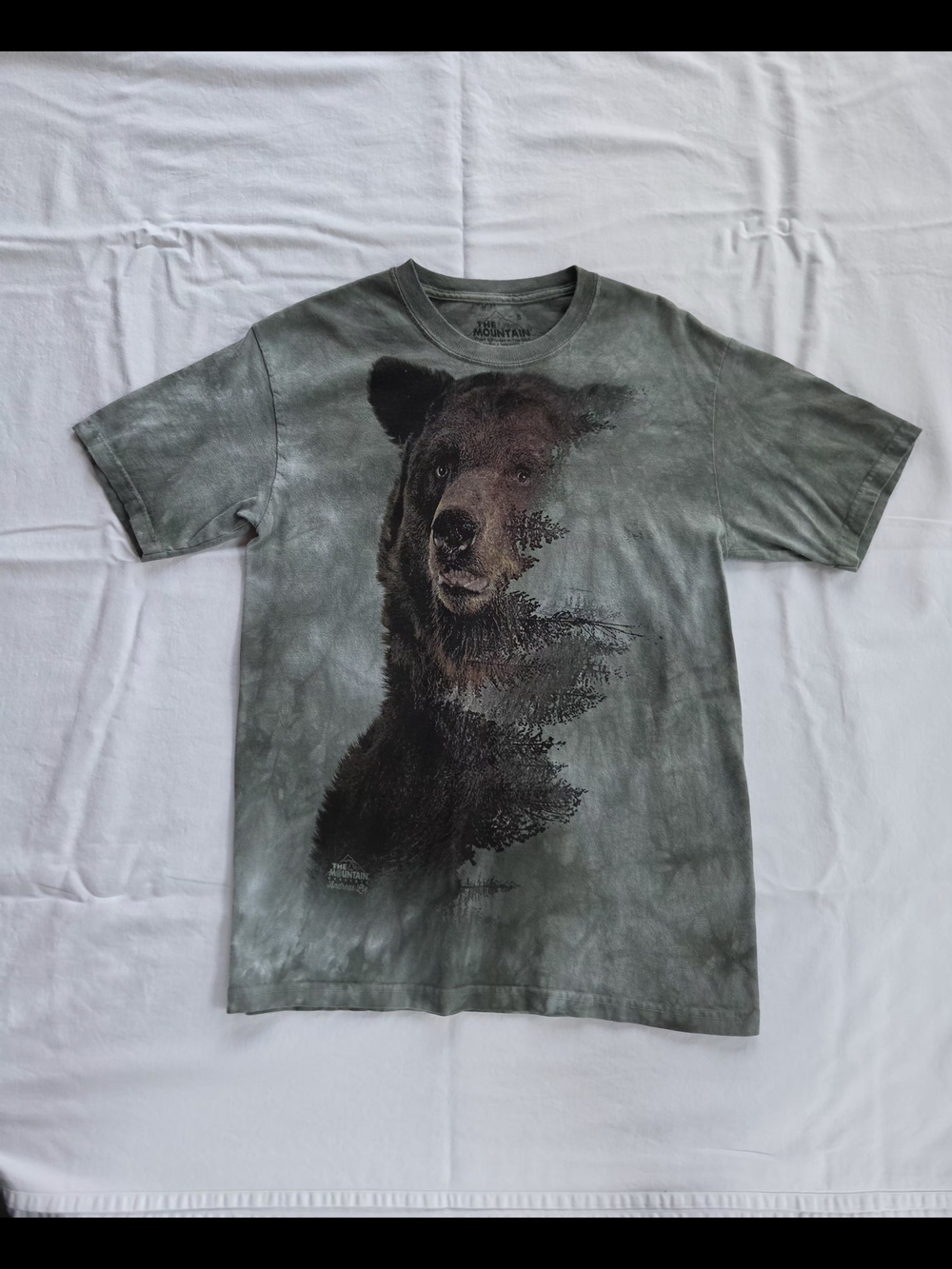 The Mountain Bear In the Forest Tie Dye Graphic T-shirt Size S